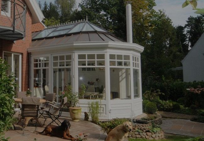 Pavillon Poolhaus